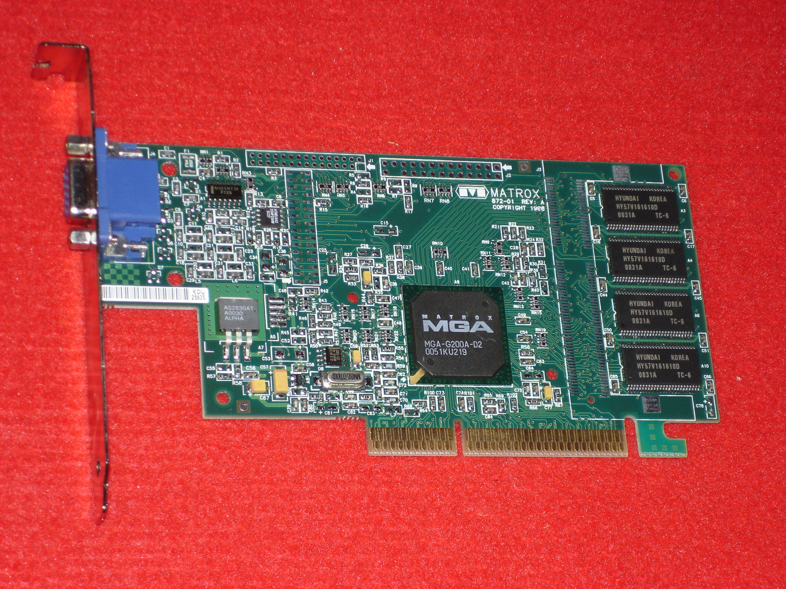 Excellent! AGP GRAPHICS CARD Matrox Millenium G200 B8 8MB 250Mhz (MGA-G200A) 2xAGP