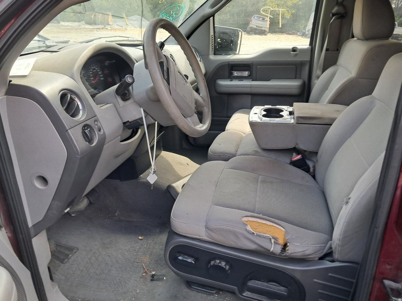 Fuse Box Engine Right Hand Kick Panel Fits 05-06 FORD F150 PICKUP 4802233