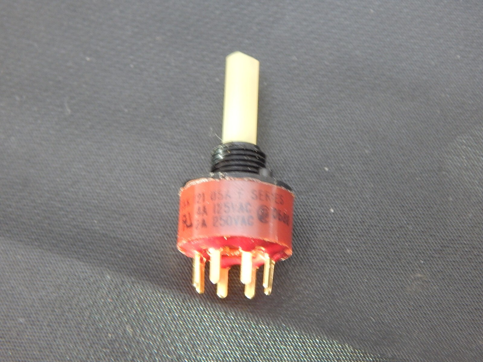 C&K F10808RS02GE ROTARY SWITCH 4A 125V 8 CONTACT - USA SELLER FAST SHIPPING