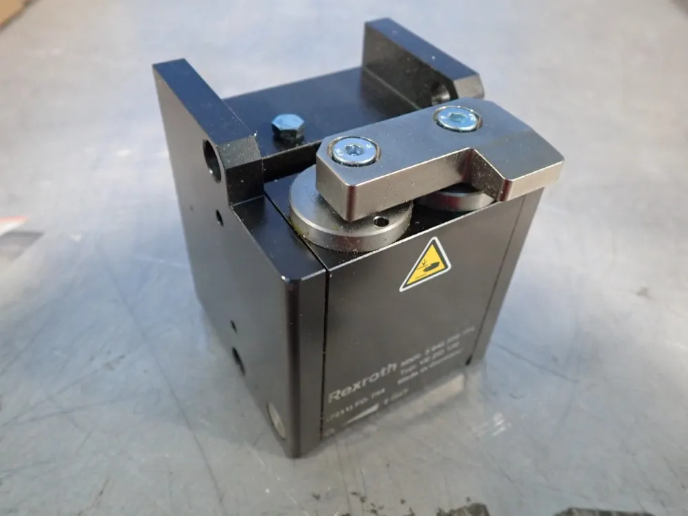 REXROTH  3-842-536-775 CONTROL VALVE   04220430521