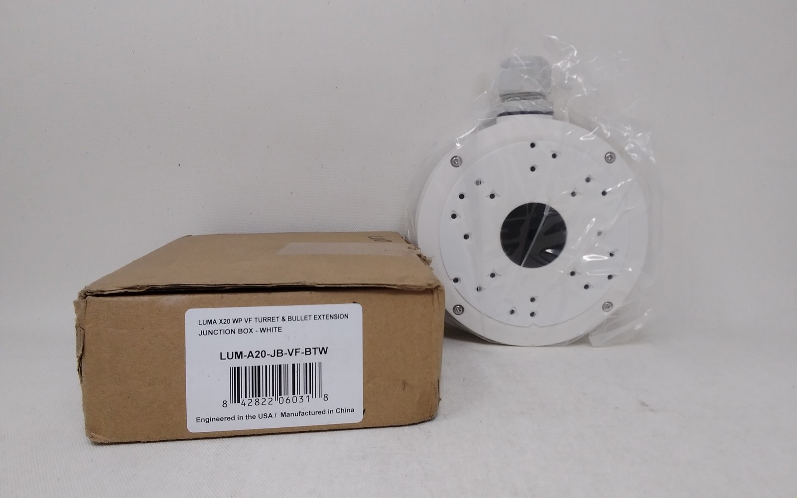 Luma A20-JB-VF-BTW White Turret & Bullet Extension Junction Box NEW