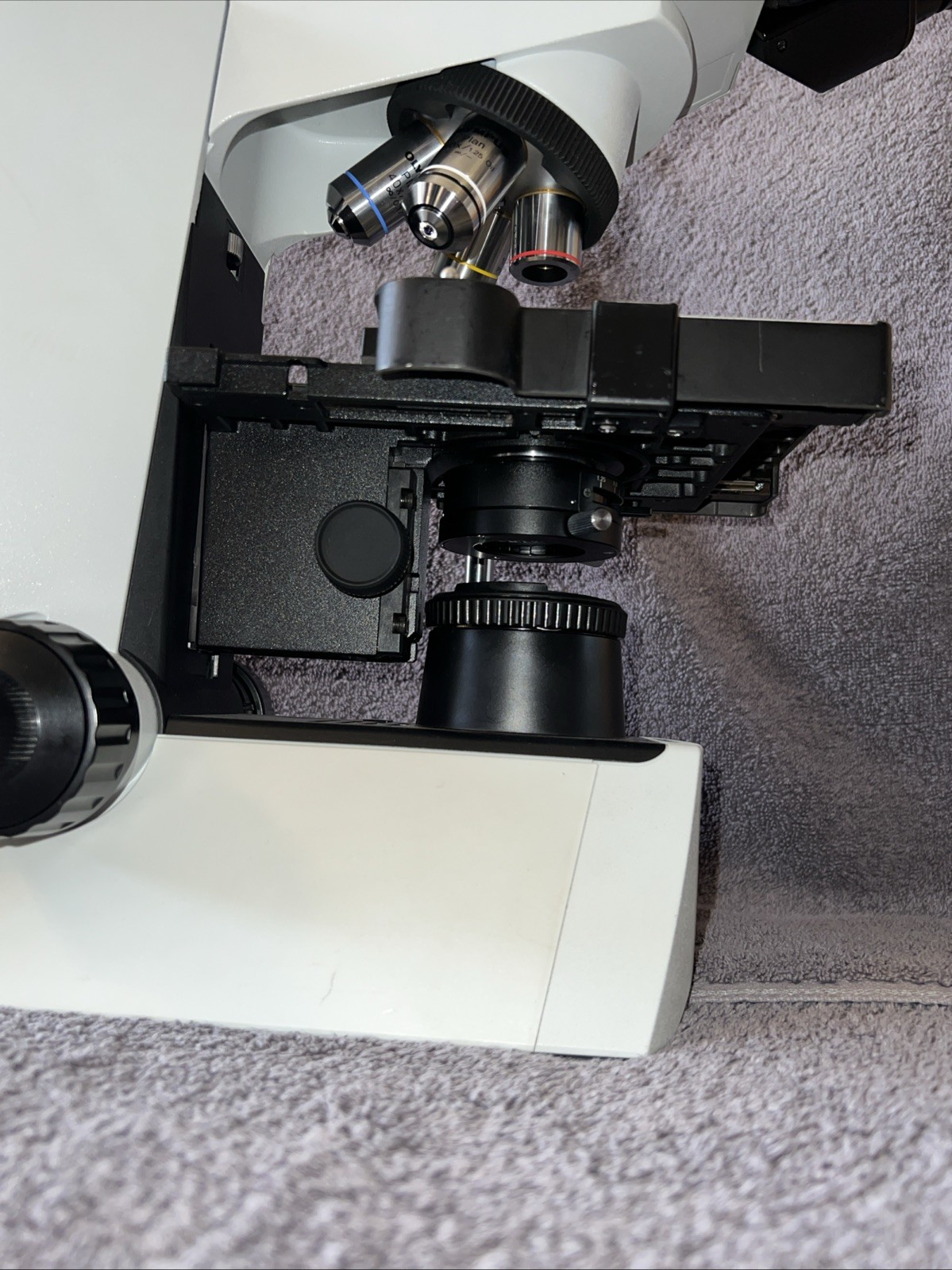 Olympus CX31RBSF Laboratory Microscope 4 Objective Lenses Light Very Clean Unit