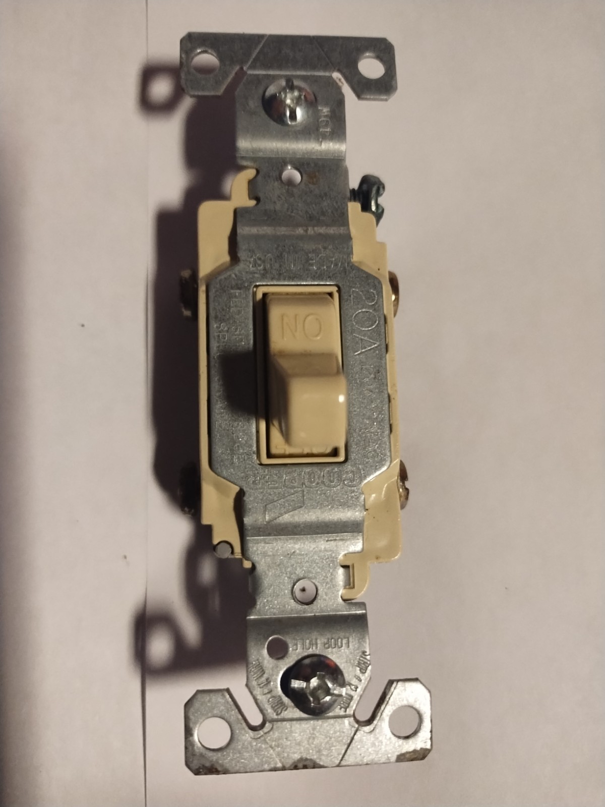 on Wiring Devices CS220V Toggle Switch, 20 A, 120/277 V, Screw Terminal, Nylo