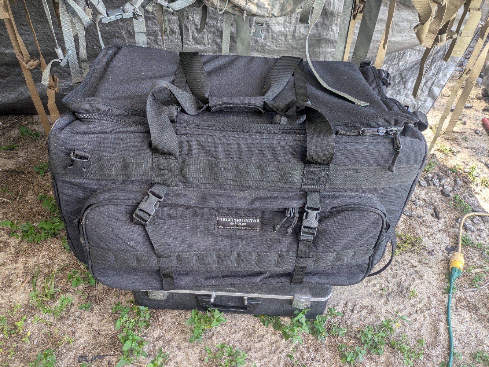 Force Protector Deployment Bag Military Black Rolling Padded Duffle Bag