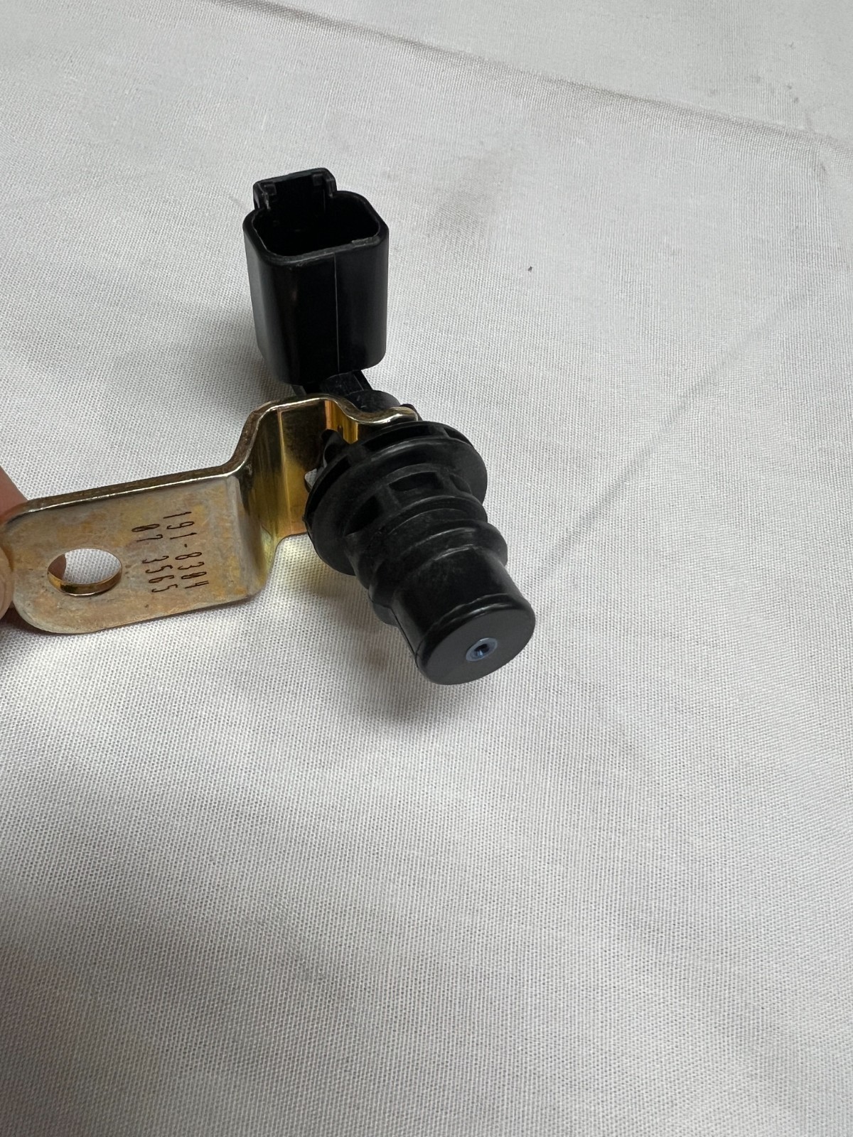 Caterpillar CAT Genuine 191-8304: High Variable Reluctance Speed Sensor