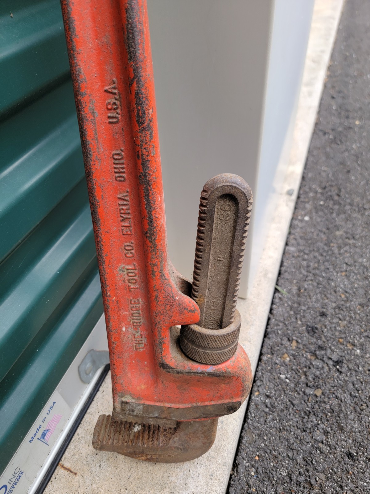 Ridgid 36 in Heavy Duty Pipe Wrench