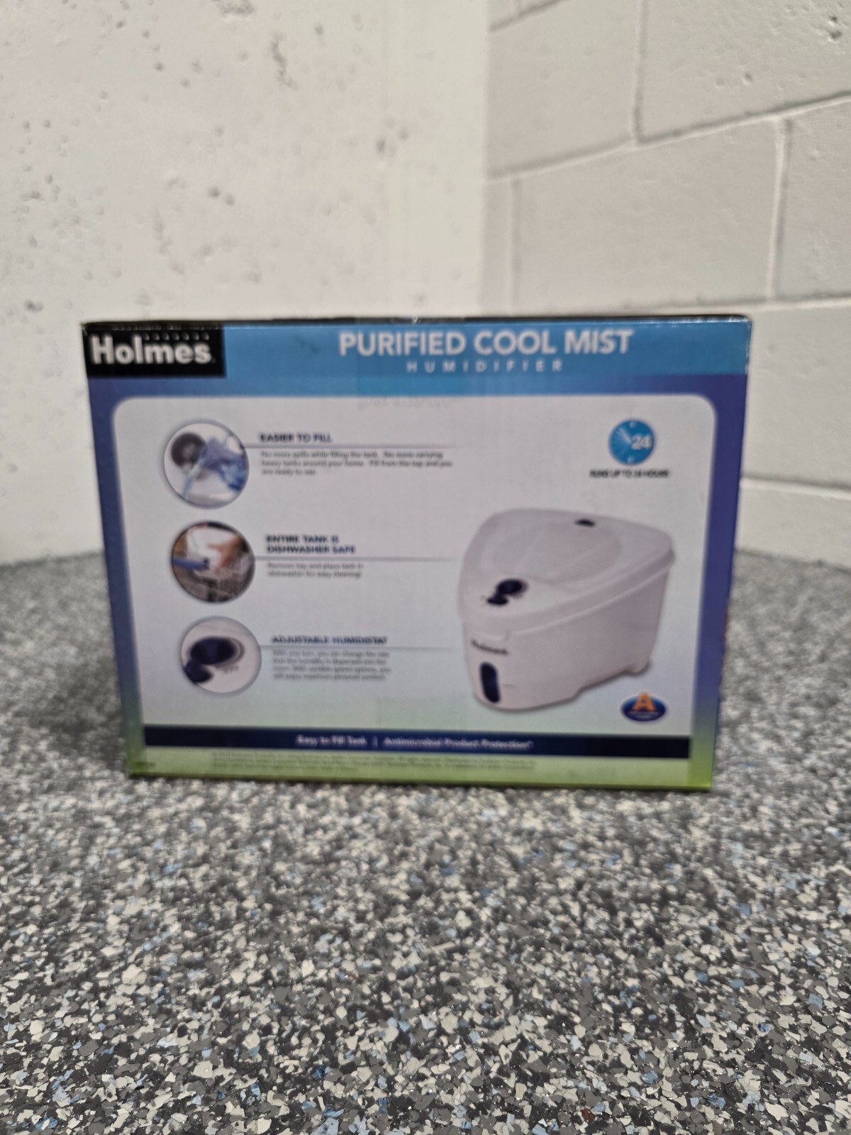 HOLMES Cool Mist Humidifier - NEW IN BOX!