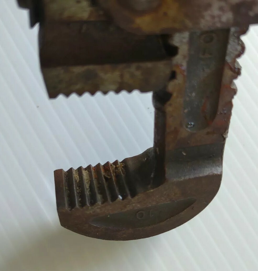 Vintage Plumb Tools 10" Pipe Wrench 810 Made USA