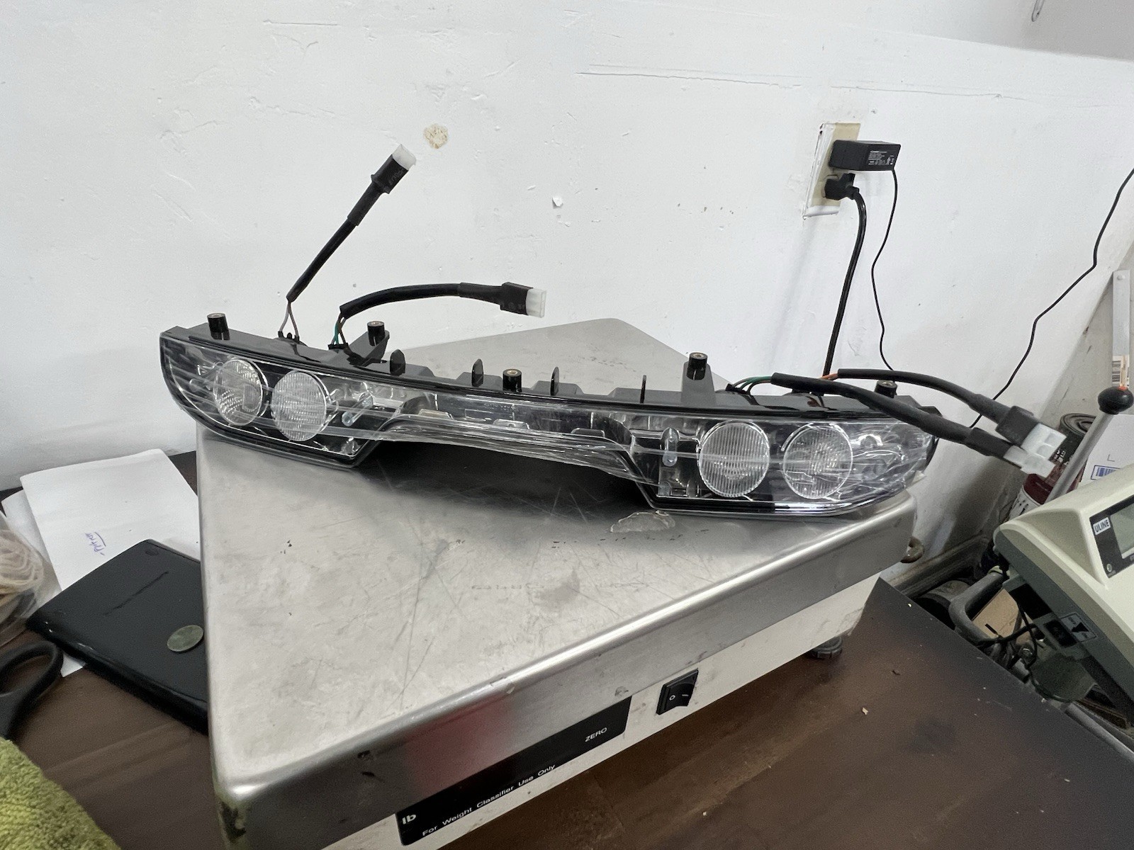 NEW Pride Mobility MV600 Scooter Rear Light Assembly