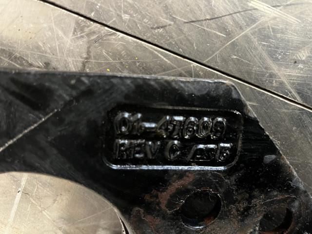 PETERBILT 01-47609 GUSSETT - CROSSMEMBER