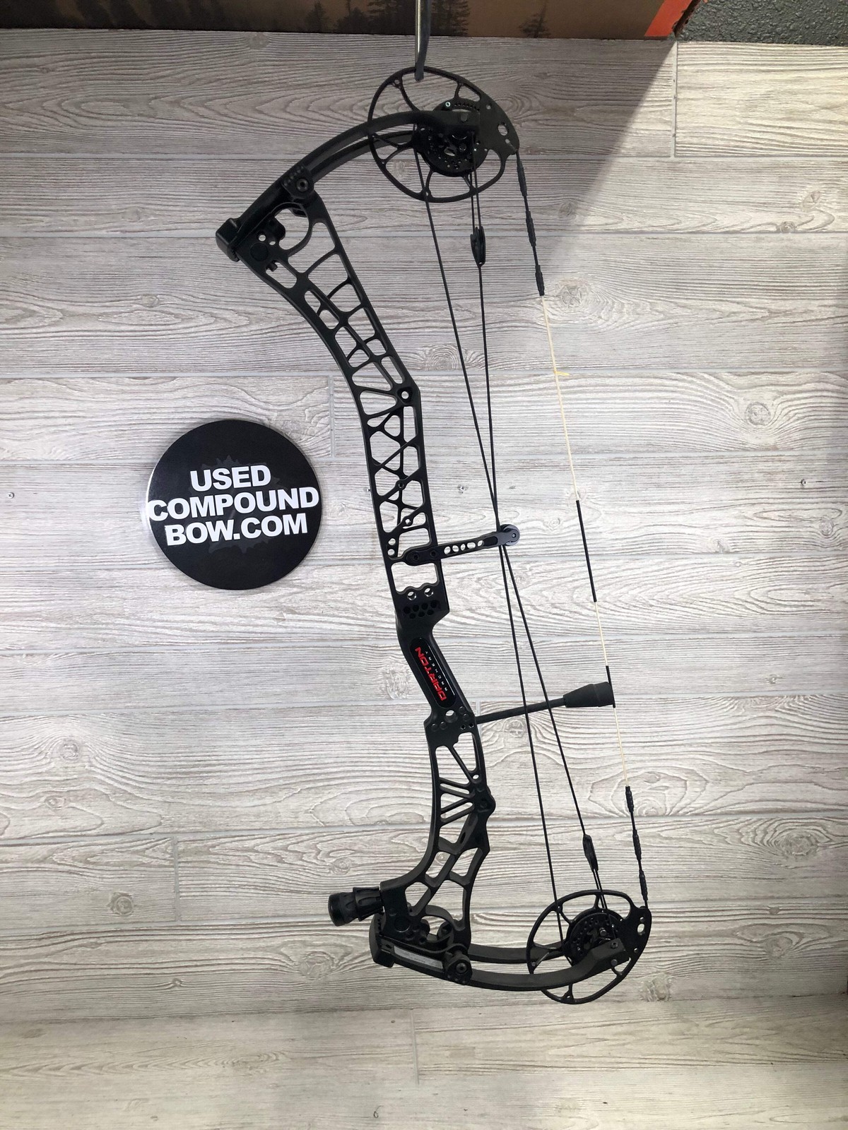 Darton Sequel 31 Left Handed 60-70lbs Black Bow