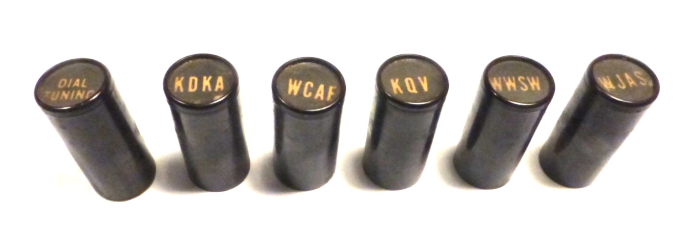 RCA 16X4  TABLETOP:   SET OF 6 BAKELITE PRE-SET BUTTONS  - 7/8" LENGTH