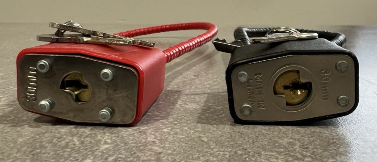 15 Inch Gun Lock, Red Or Black