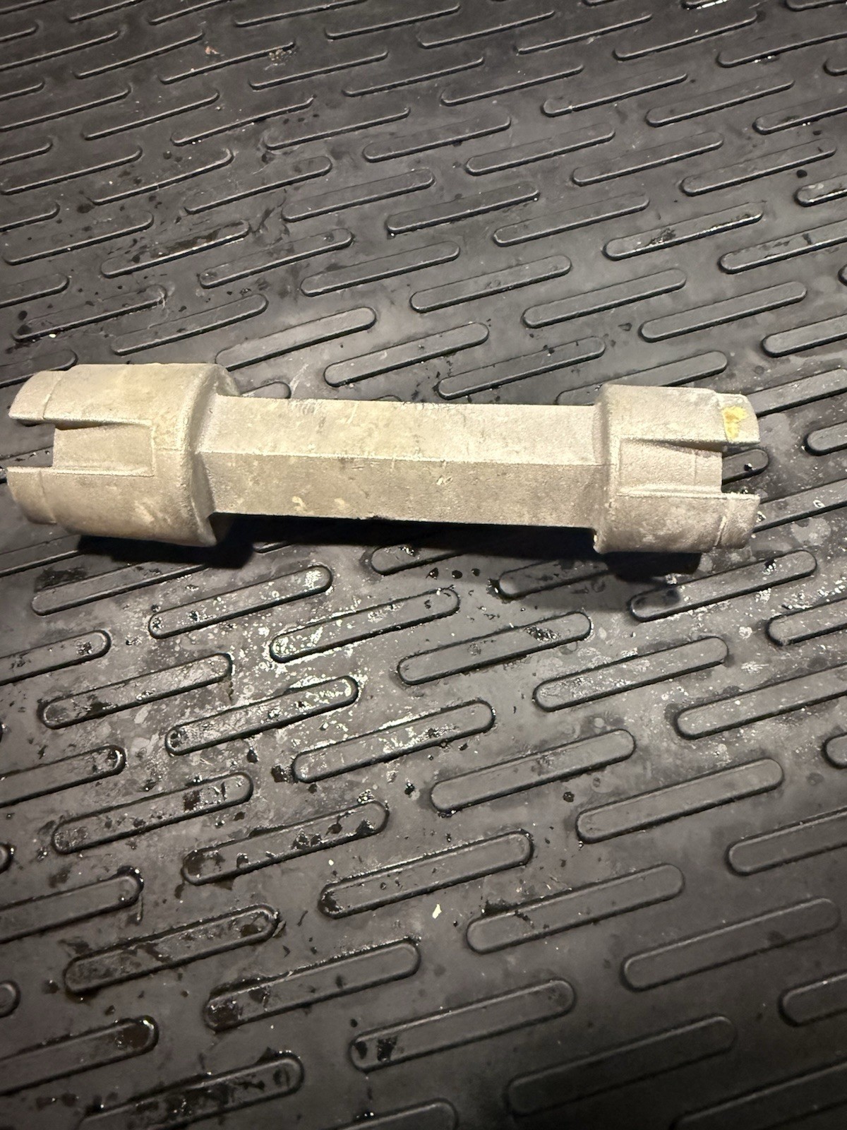Husky Double Ended Tub Drain Wrench