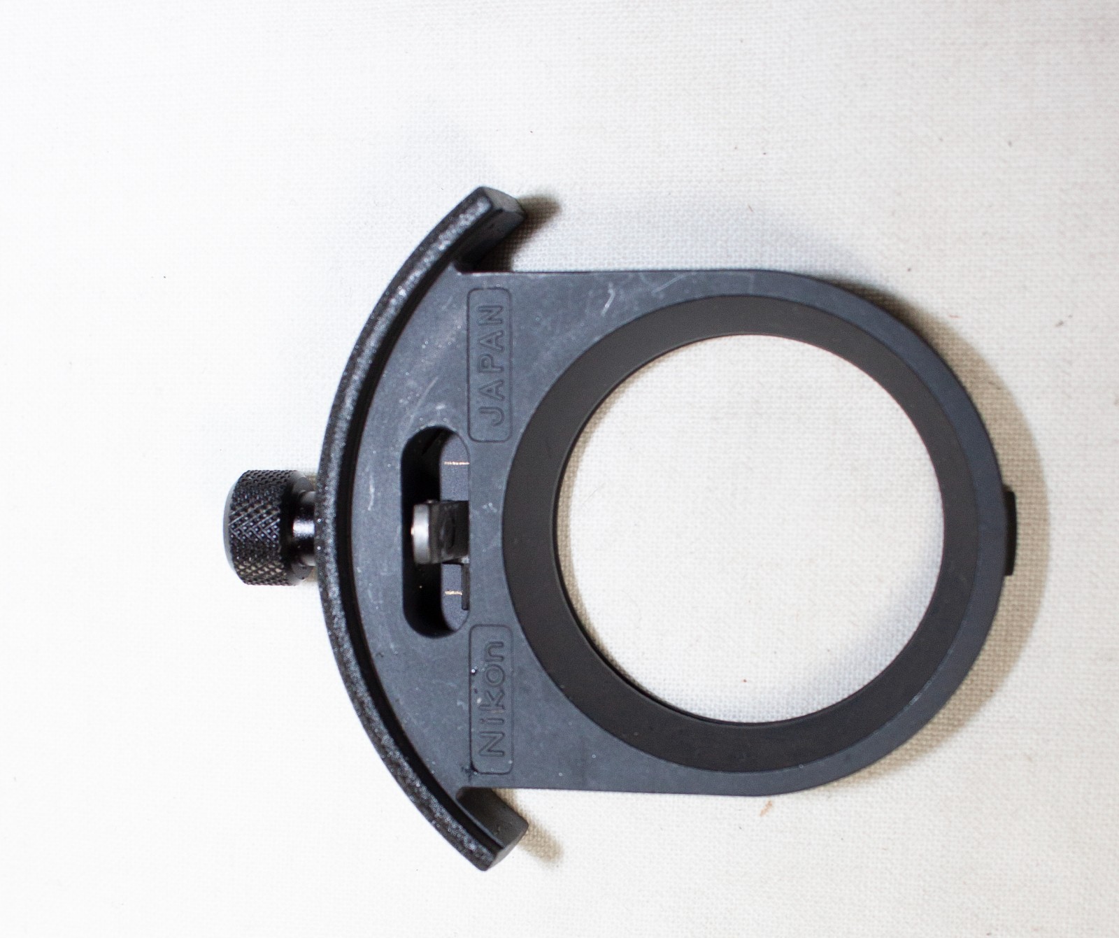 Nikon 39mm Drop-In Gelatin Filter Holder for 300 f2.8, 400 f3.5, 600 f4, 800 f8