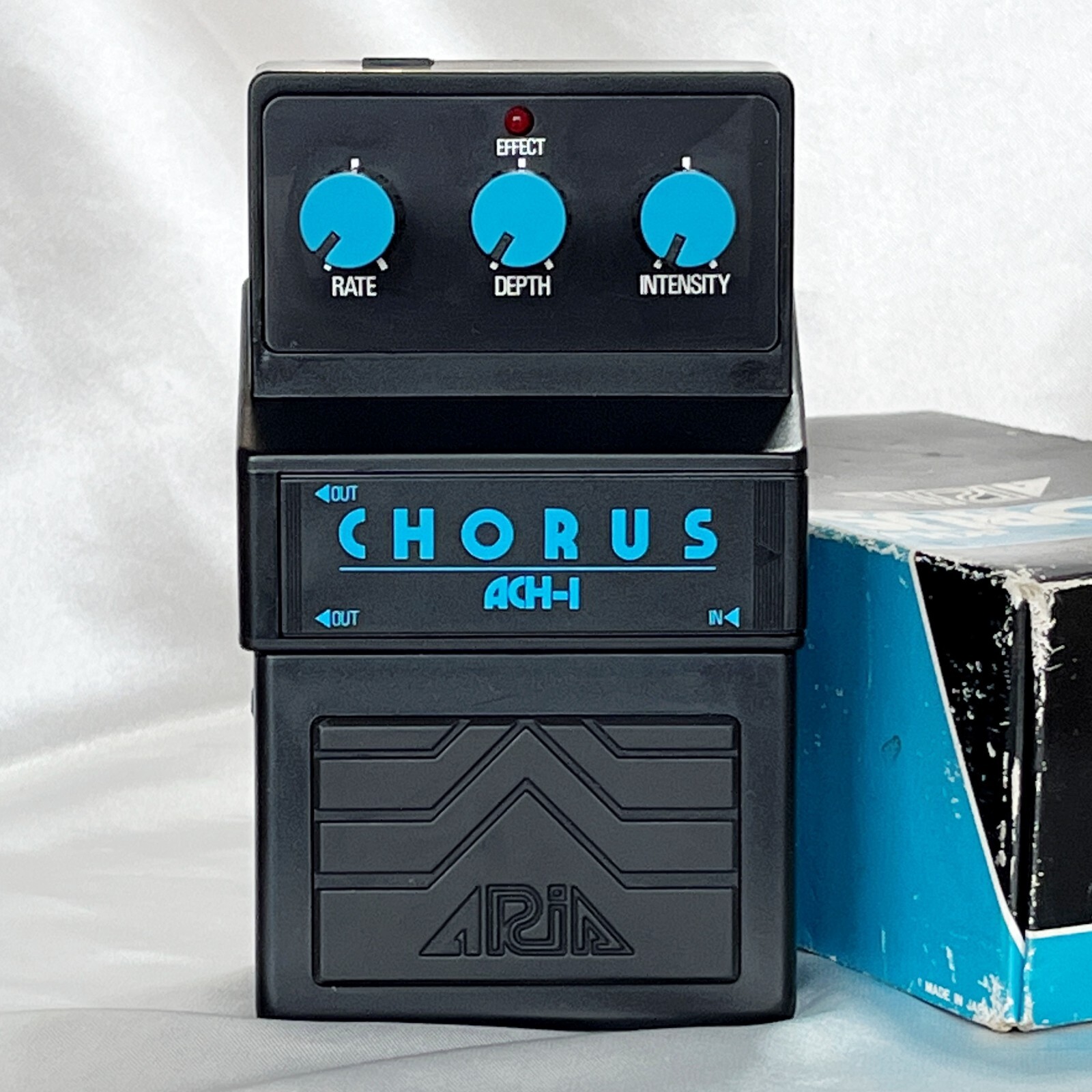 ARIA ACH-1 Stereo Chorus w/Box 1990's Vintage Guitar Pedal Made in Japan