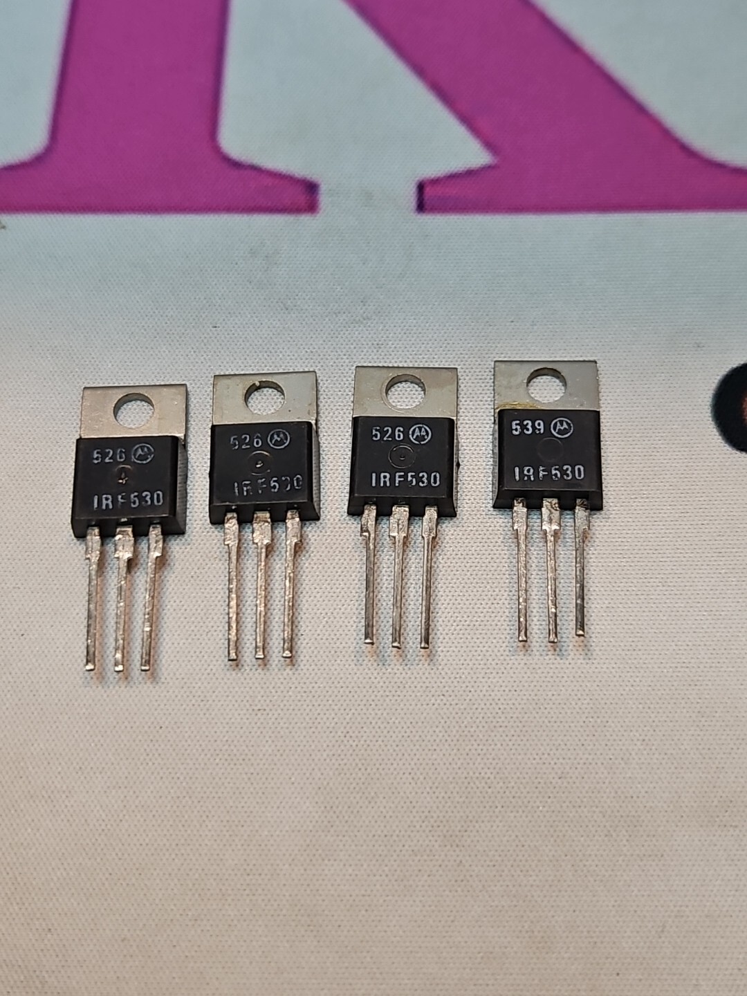 1RF530 Transistors Motorola Lot Of 4