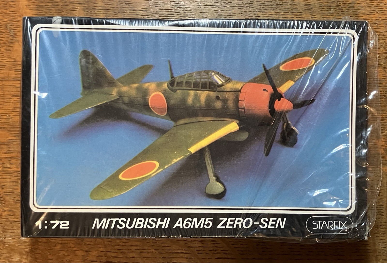 Starfix MITSUBISHI A6M5 ZERO-SEN / 1:72 / Model Kit / Sealed Parts Bag