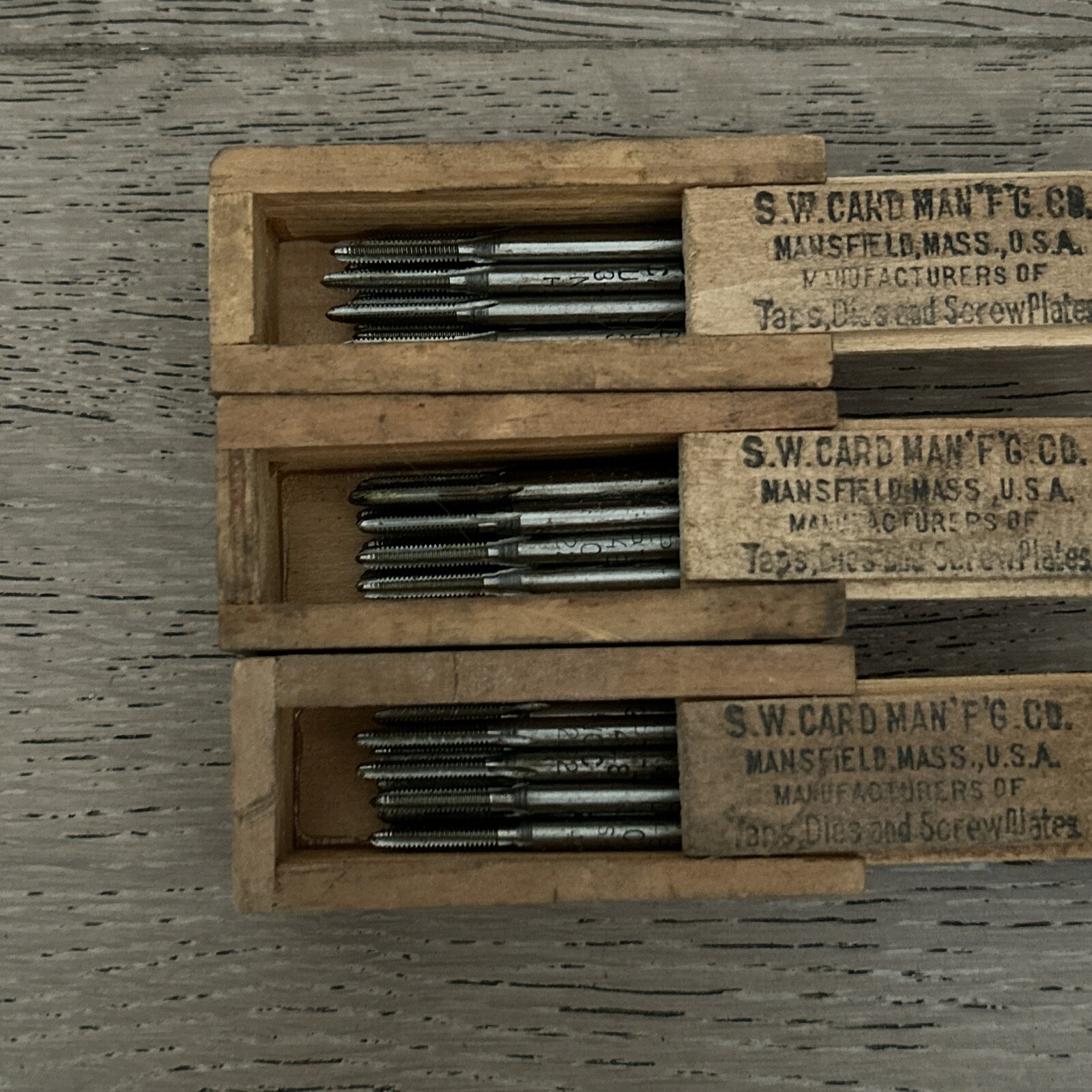 3 VTG NOS S.W. CARD Mfg. Co. Original Wood Box taps Made in USA 3-48 N.C. Plug