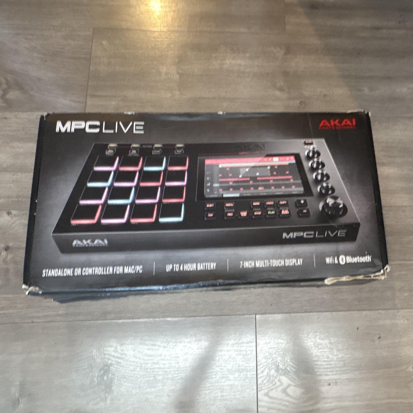 AKAI professional MPC LIVE Standalone Music Production Center Sequencer 80GB