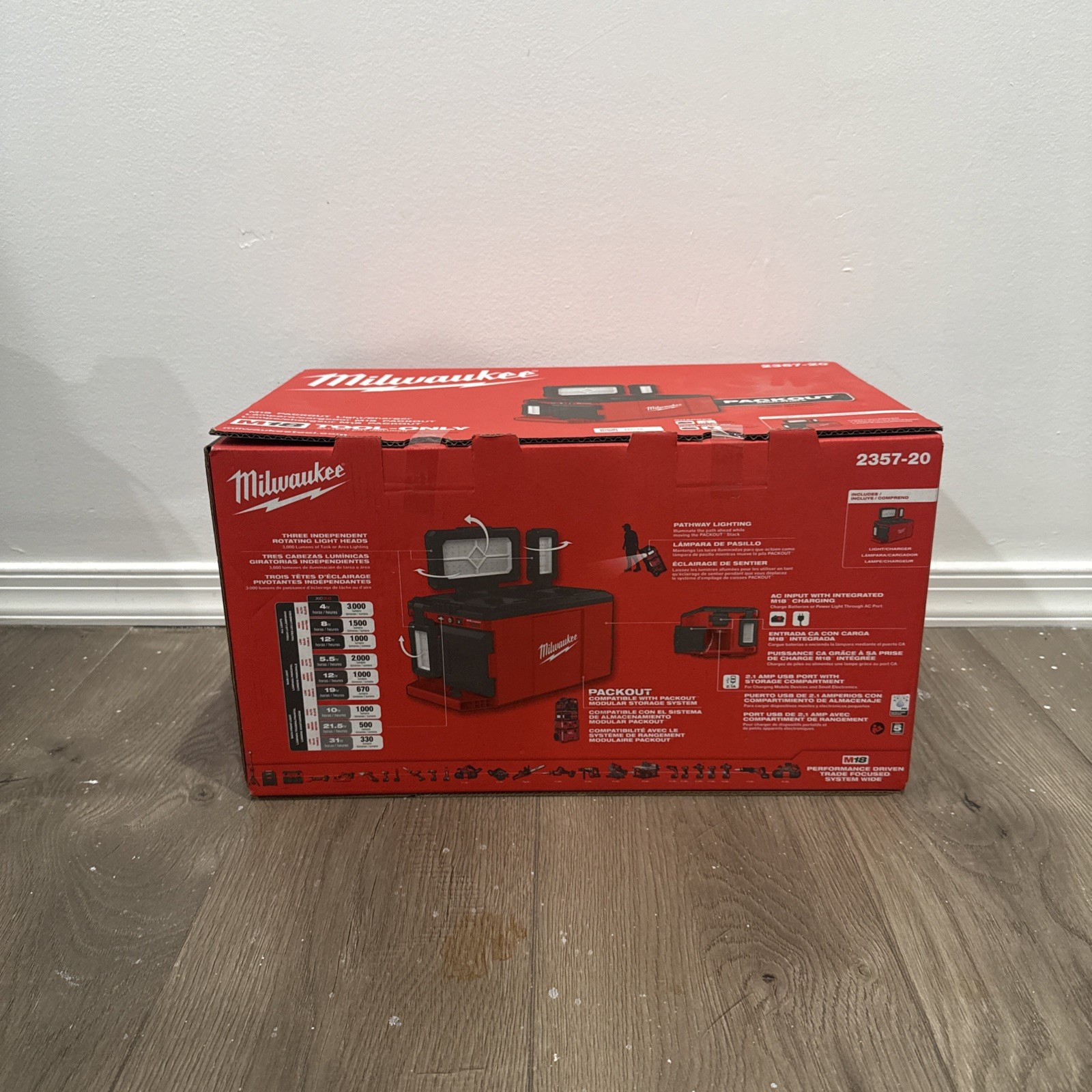 Milwaukee 2357-20 Work light - Red (9800) New