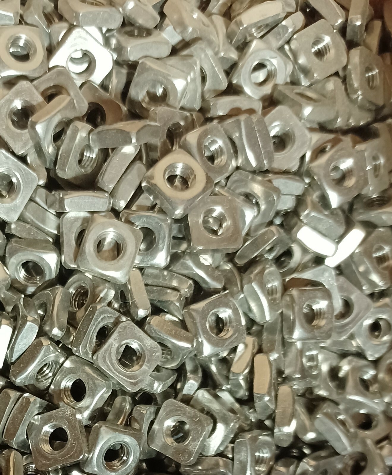 NEW (100 pcs) #10-32 Square Nuts 18-8 Stainless Steel 10FNSQS