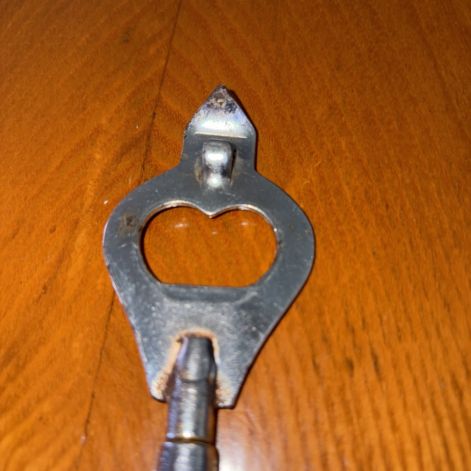 VINTAGE MID CENTURY NOVELTY GOLF CLUB BOTTLE/can Opener