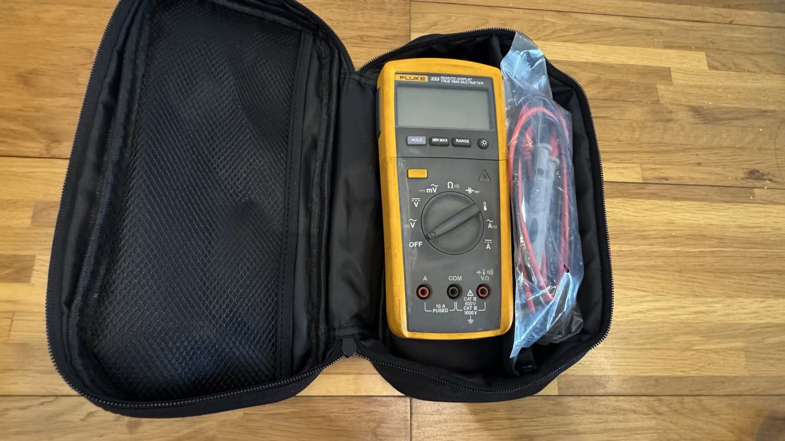Fluke 233 Remote Display True RMS Multimeter Tested Working Free Shipping