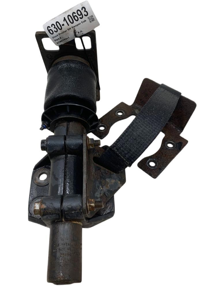 2015 Cab Mount for International Prostar (630-10693)