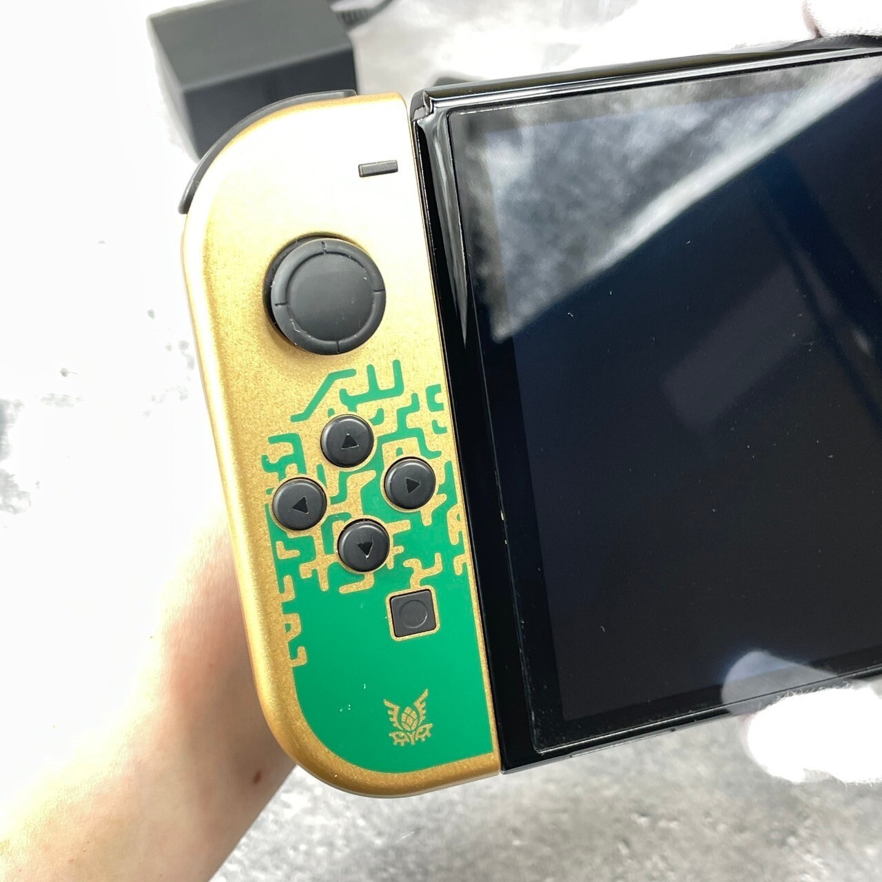 Nintendo Switch OLED Console The Legend of Zelda Tears of the Kingdom Excellent