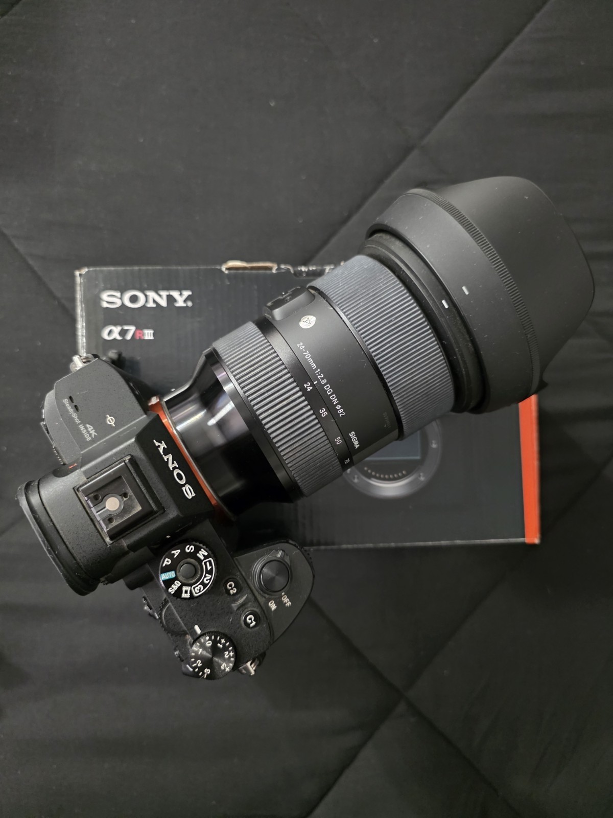 Sony α7R III Camera Bundle w/ Sigma 24-70mm Lens + Accessories