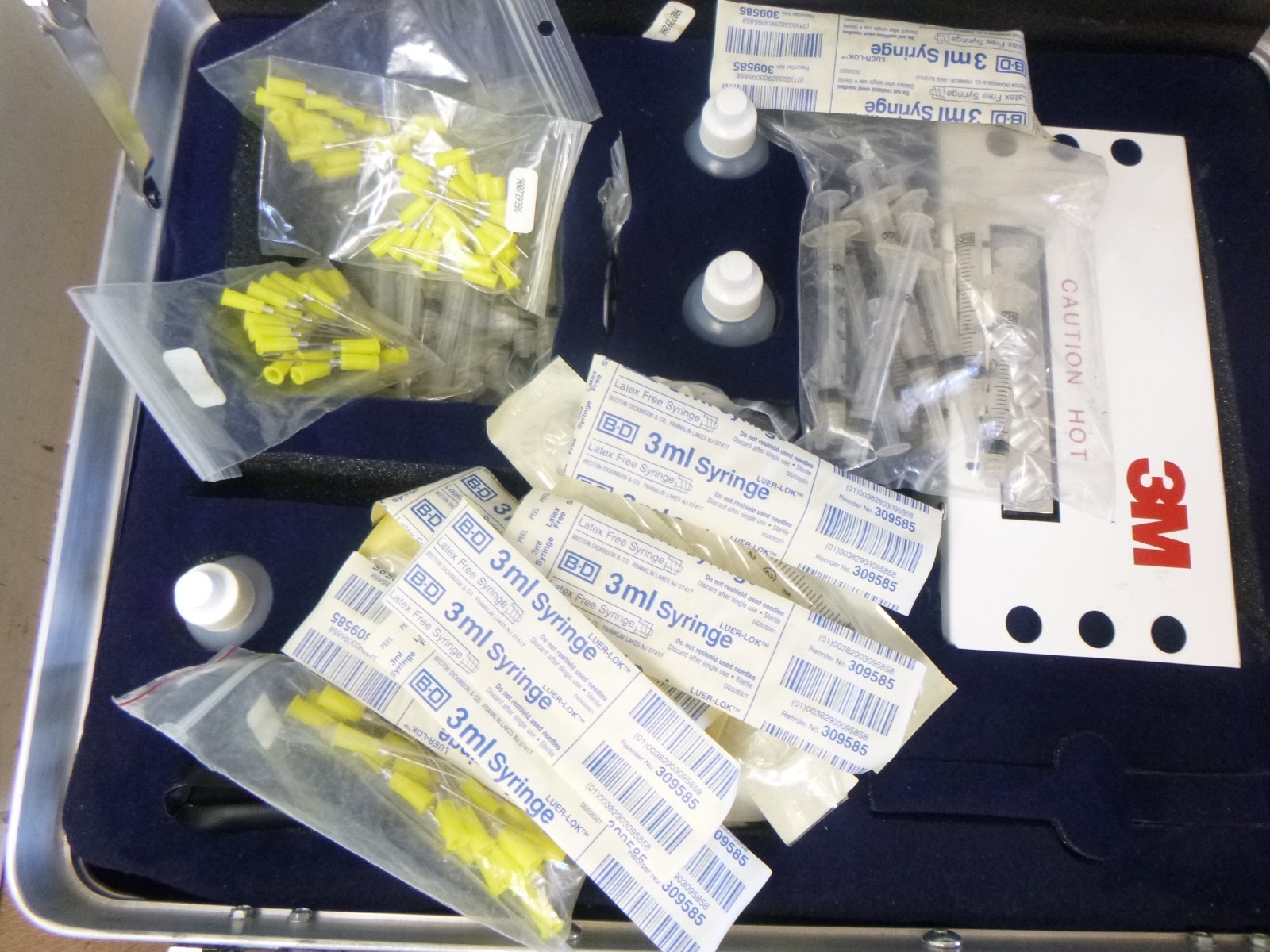 3M 6355 Universal Hot Melt Kit Bundle 80-6109-8 with Case