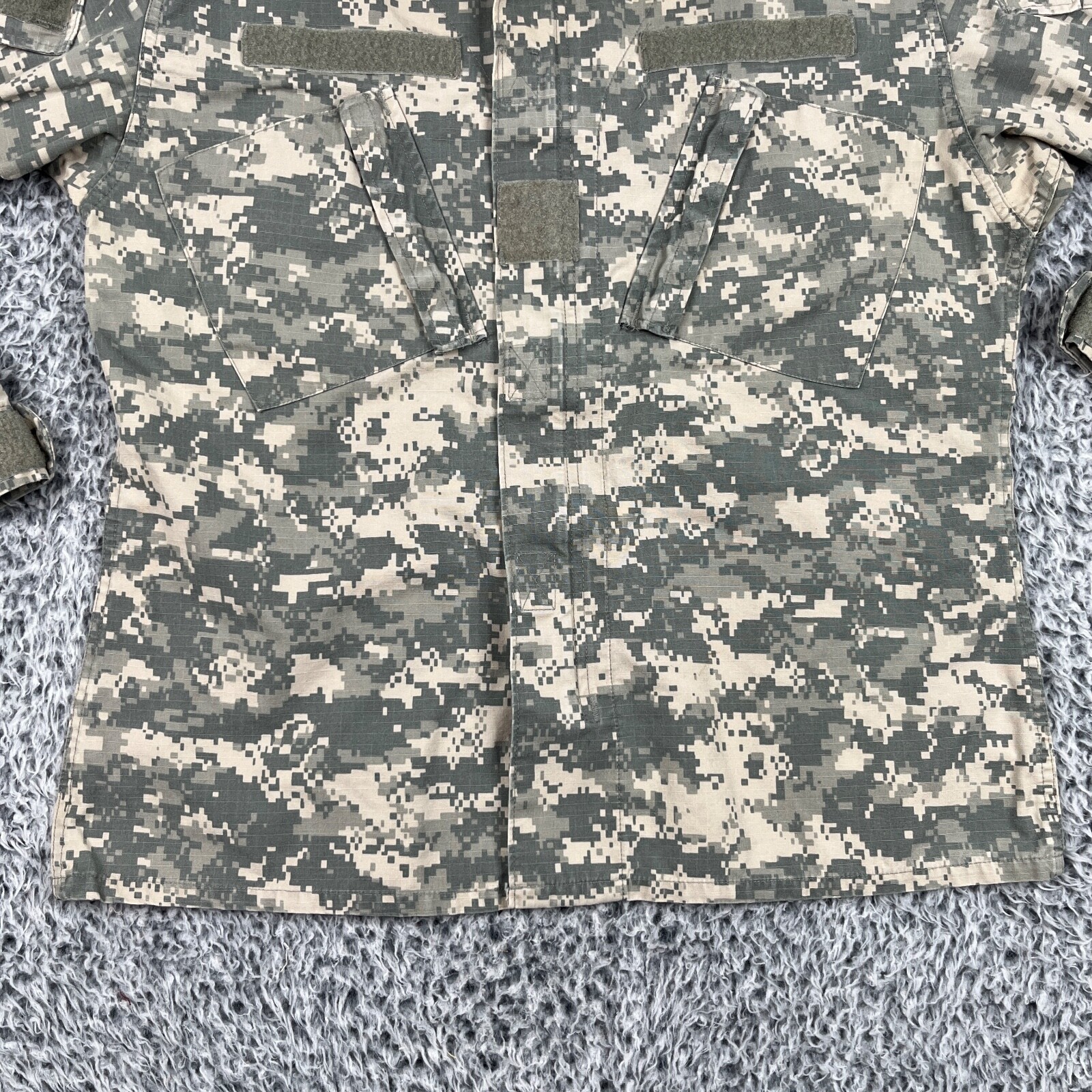 US Army Combat Uniform Coat Mens Medium Digital Camouflage Ripstop Cargo Jacket