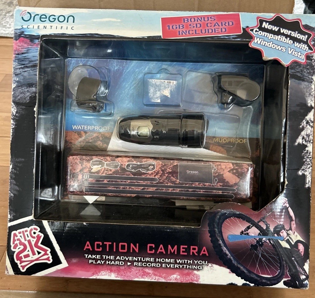 Oregon Scientific ATC2K 32 MB Action Camera Camcorder