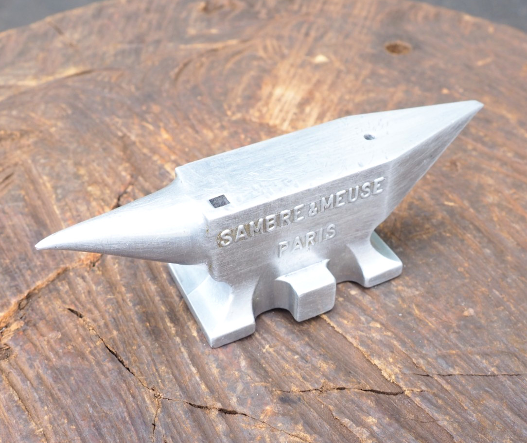 RARE 6OZ FRENCH MINI SALESMAN SAMPLE "SAMBRE ET MEUSE" U.A.S.M. BLACKSMITH ANIVL