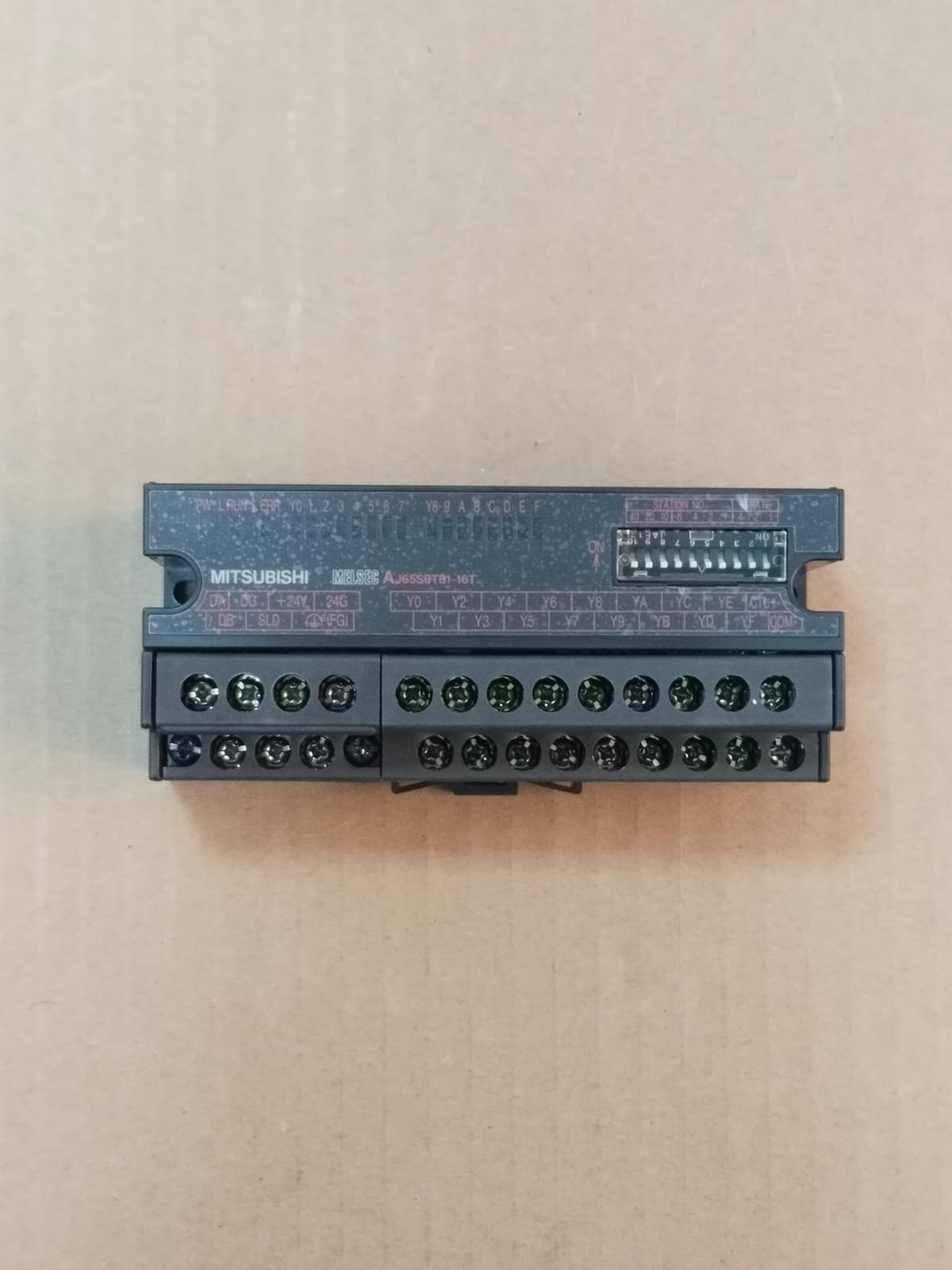 Mitsubishi AJ65SBTB1-16T MELSEC CC-Link Digital Output Module