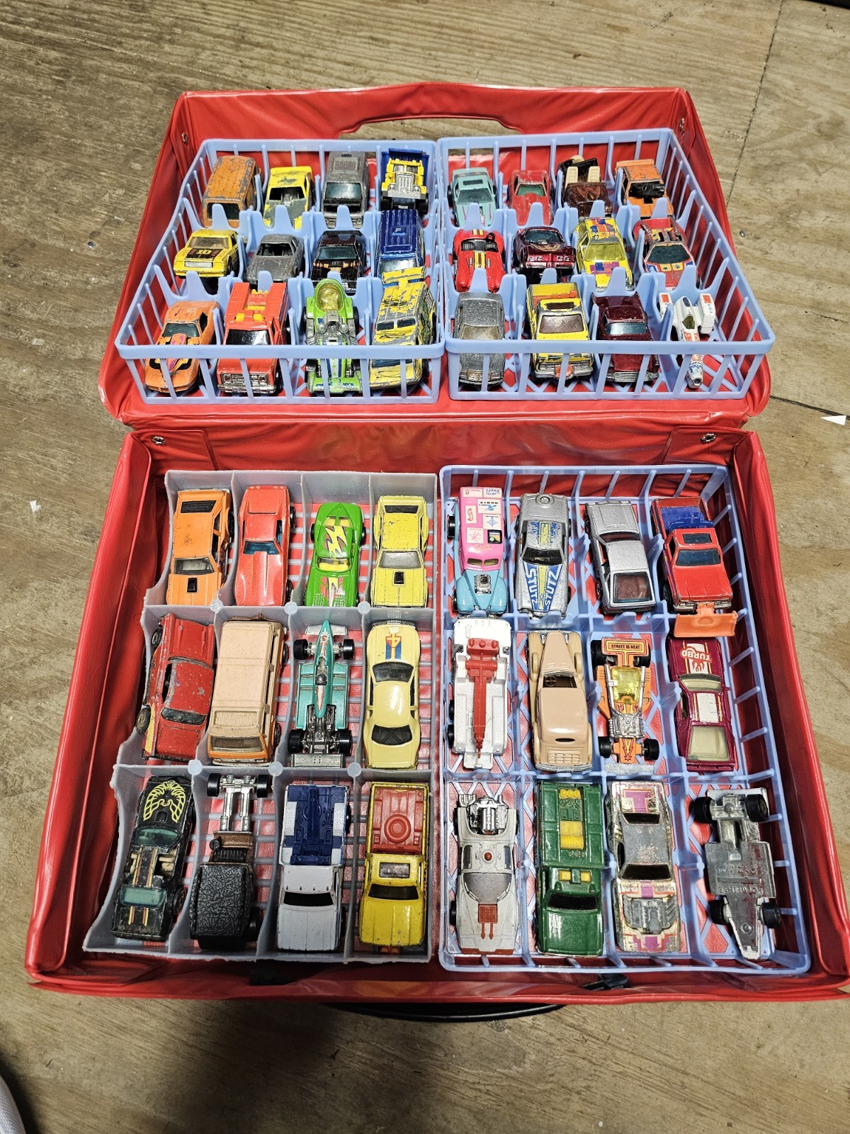 Vintage Hotwheels Blackwall With 48-Car Case Hot Wheels