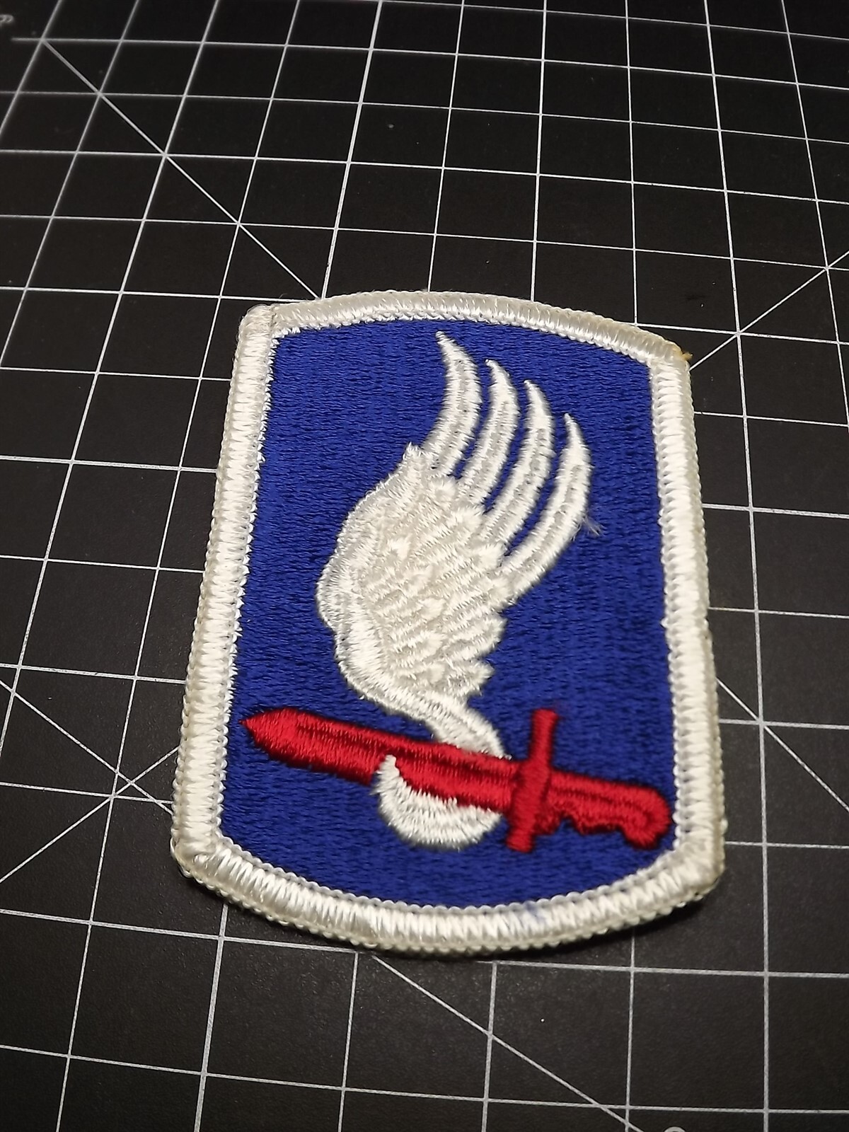 "173RD ARMY AIRBORNE" sew-on PATCH Brand New