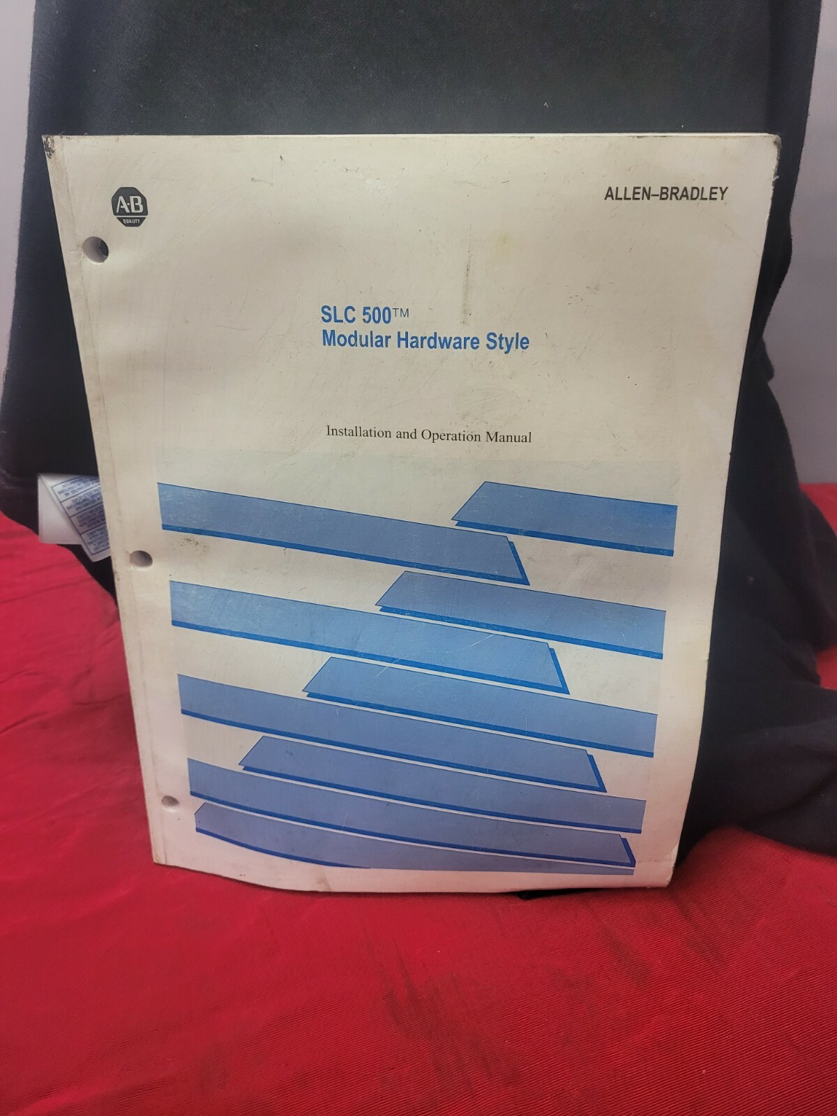 ALLEN-BRADLEY SLC-500 MODULAR HARDWARE  INSTALLATION AND OPERATION MANUAL
