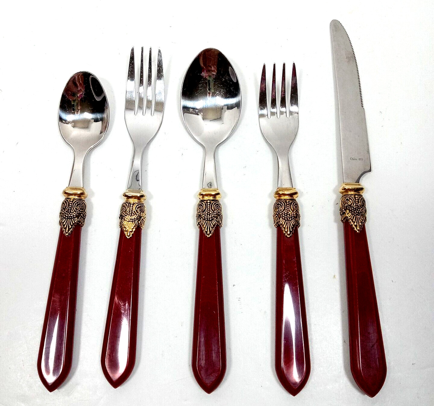 Hampton Silversmiths Stella Red Stainless Flatware 5 Piece Place Setting Retired