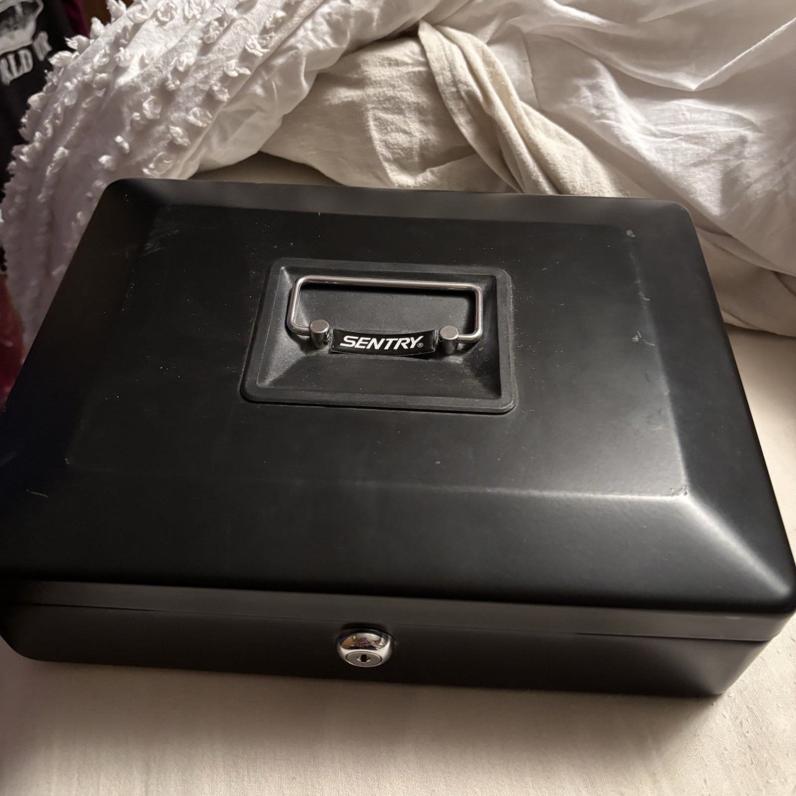 Sentry Metal Box 12x9 Inches With Key No Tray 8.5 Inside Drawer