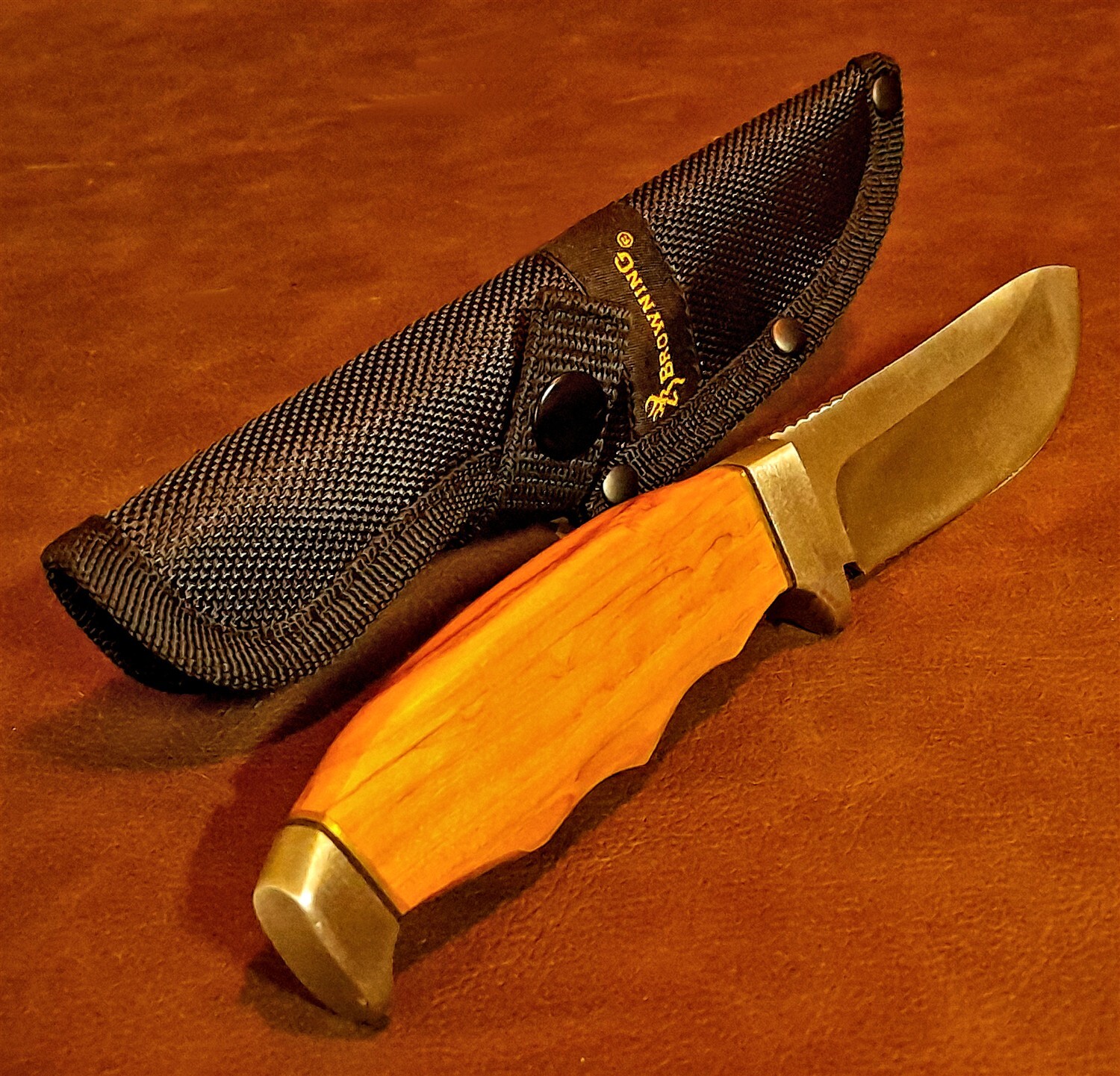 Browning Olive Wood 8 1/4" Fixed Blade Hunting Skinner w/Sheath