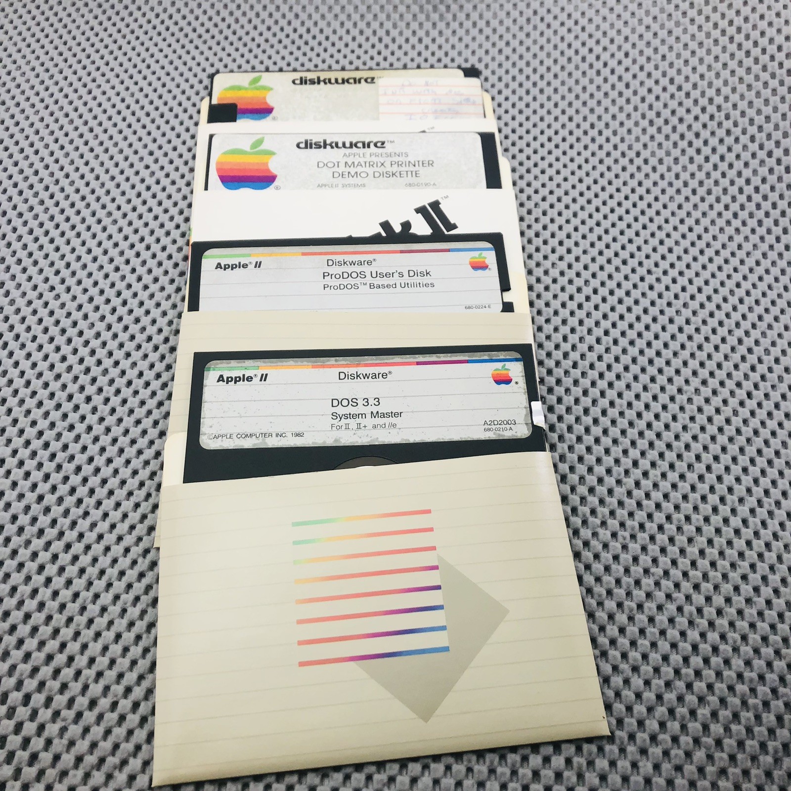 Vintage Apple II Software Diskware 1982  Dos 3.3 System Master - Pro DOS