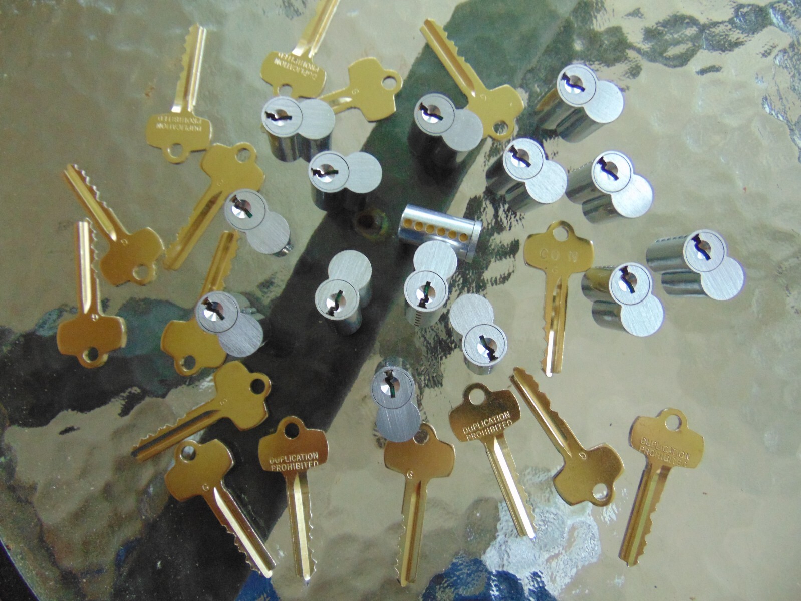 15 - BEST LOOK A LIKE   G   CORES  6 PIN WITH 1 CORE KEY AND 15 KEYS  LOCKSMITH