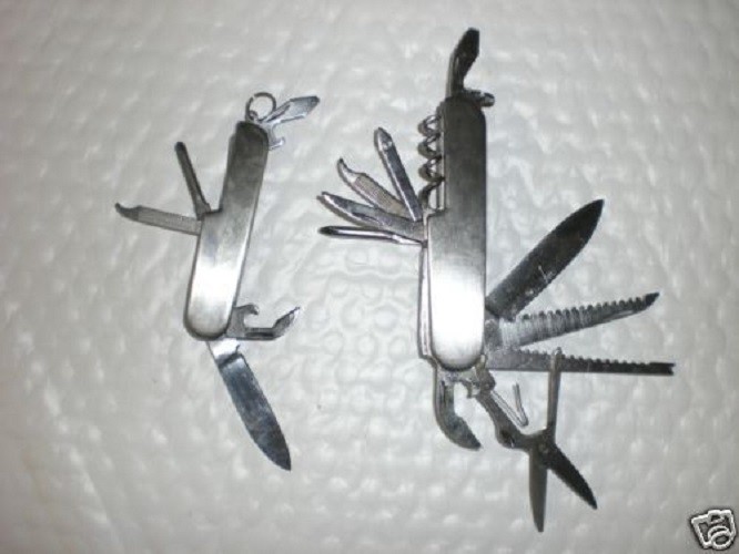 MULTIPURPOSE MULTY FUNCTION KNIFE 2 SEPARATE KNIVES