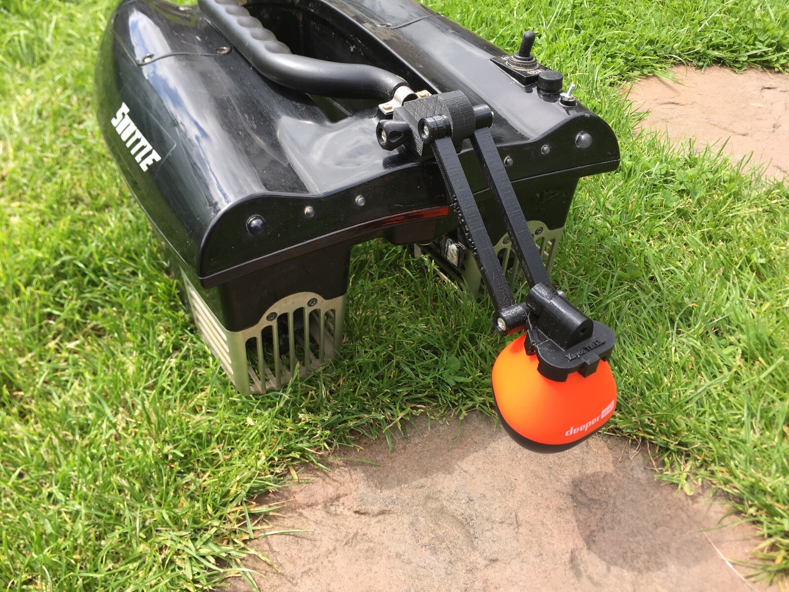 Deeper Start Smart Mount Bracket Waverunner Shuttle carp fishing