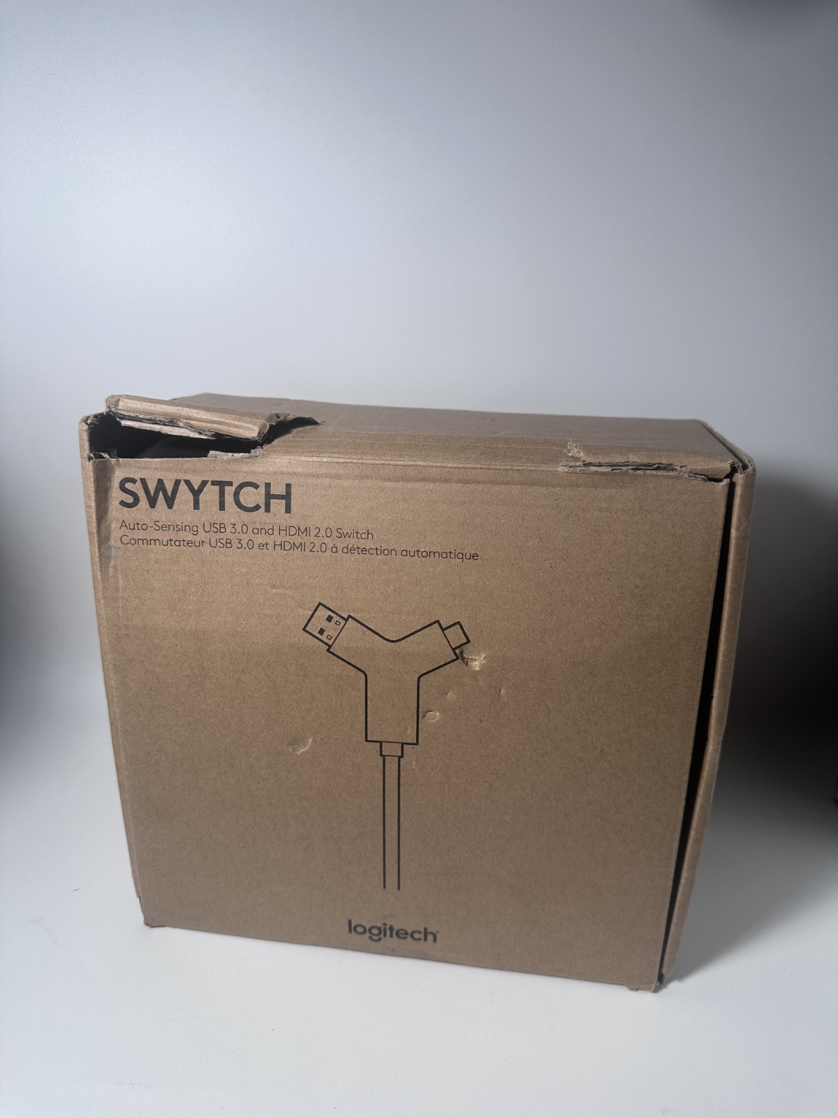 Logitech SWYTCH 952-000009 Video Conferencing Laptop Link Kit Auto-Sensing