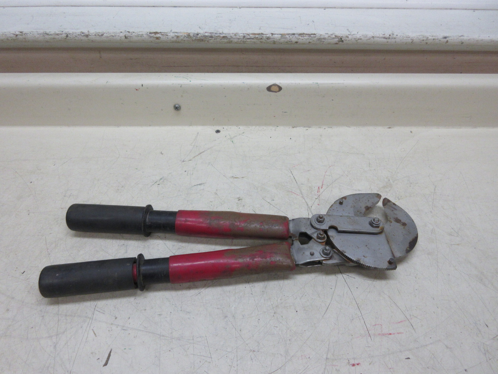 GMP 75249 750 MCM Ratchet Ratcheting Cable Cutter Used Free Shipping