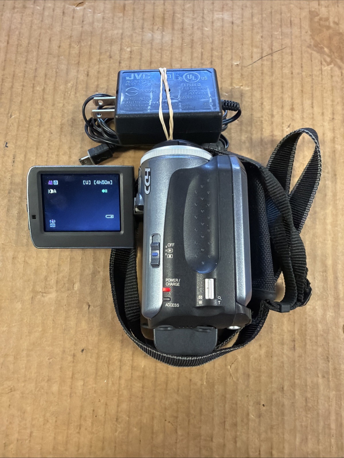 (F426) JVC HDD Camcorder Model GZ-MG20U Parts Only