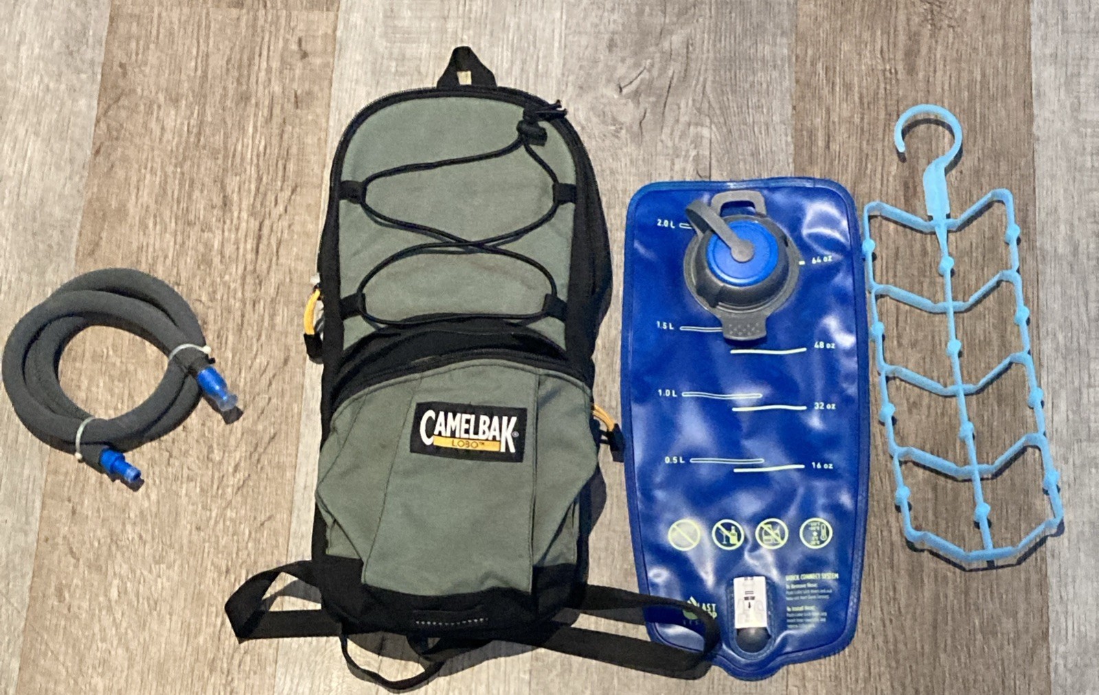 CamelBak Lobo Hydration Pack Black Green  2L 70oz